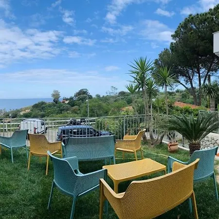 Mercurio Sul Mare - Fish Restaurant And Private ホテル カーポ・ヴァチカーノ