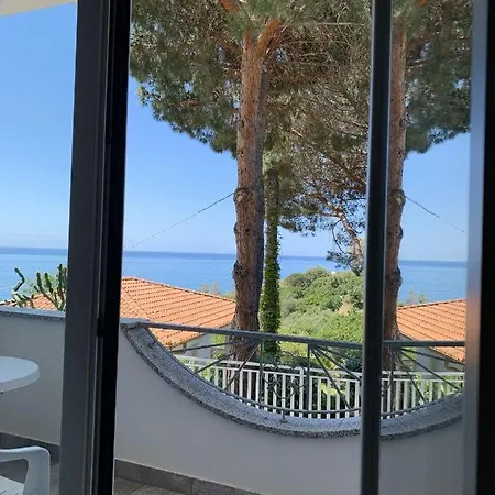 Hotel Mercurio Sul Mare - Fish Restaurant And Private Capo Vaticano