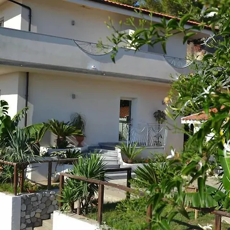 Mercurio Sul Mare - Fish Restaurant And Private Hotel 3*